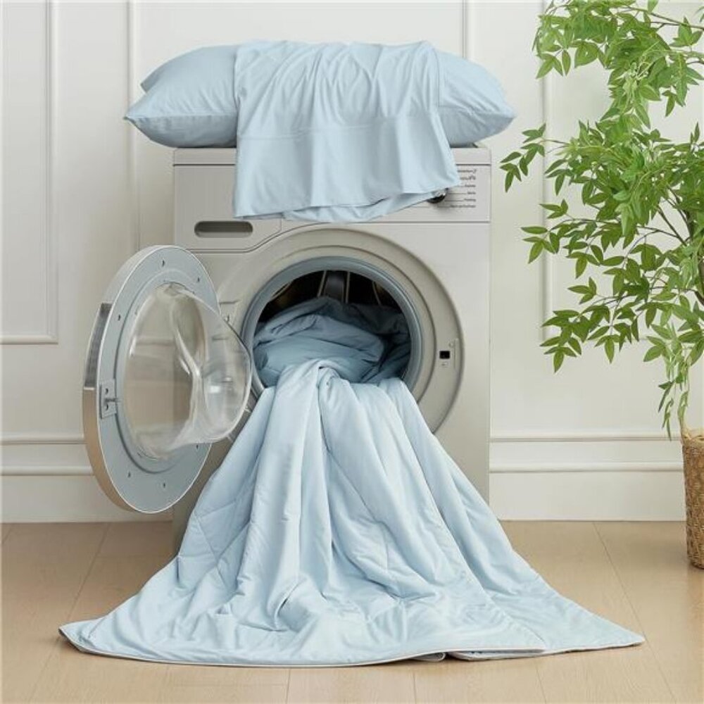 Cozy Bliss Cooling Comforter Queen Size, Cooling Blankets for Hot Sleepers - Picture 6 of 7